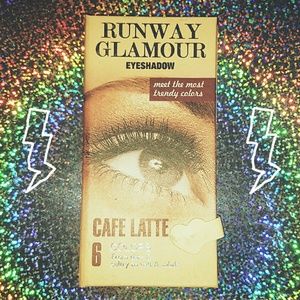 Runaway Glamour Eyeshadow { Cafe Latte }